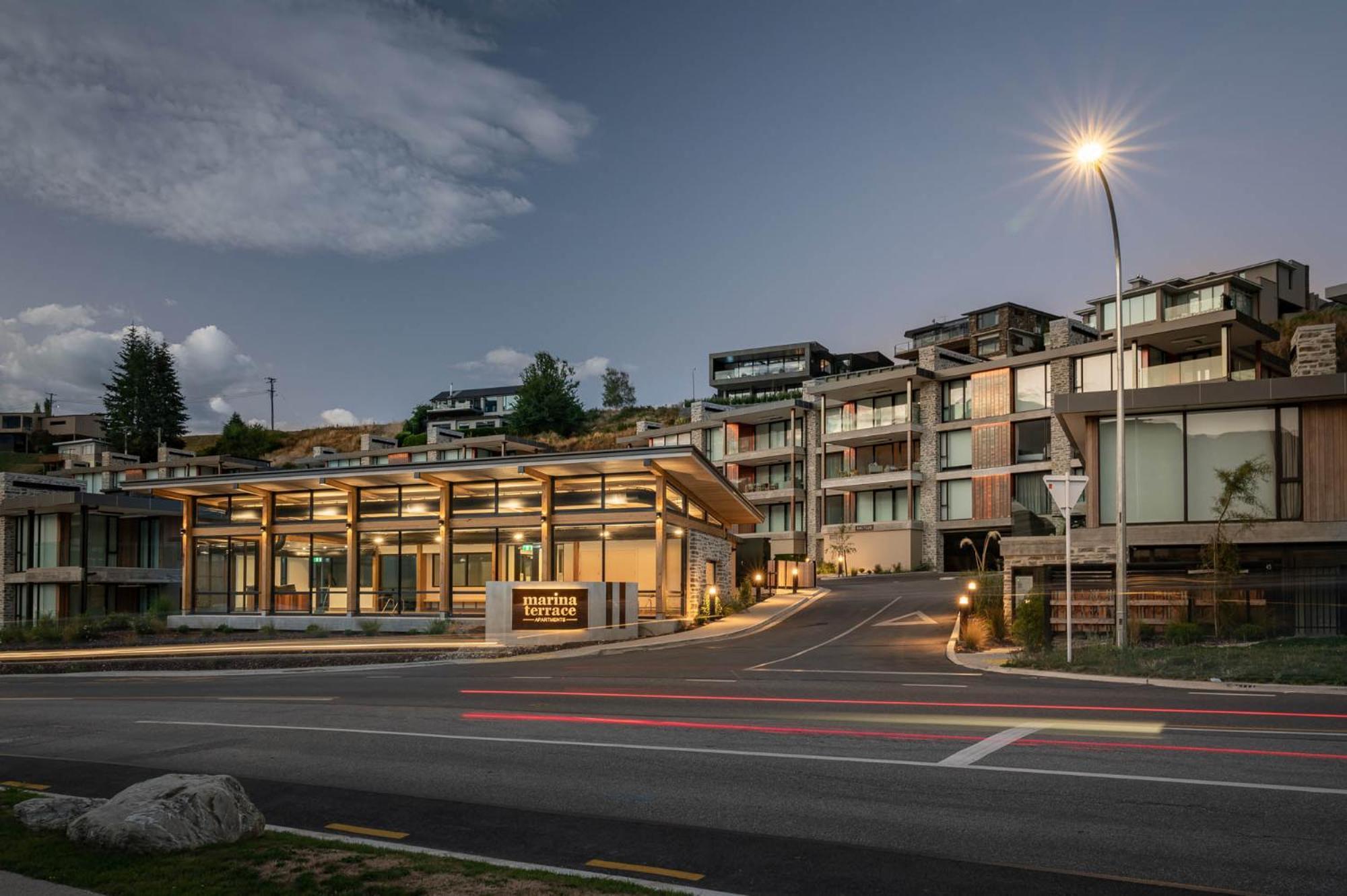 Marina Terrace Apartments, Уанака Екстериор снимка